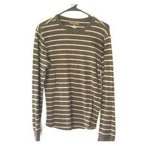 Brown long sleeve sweater